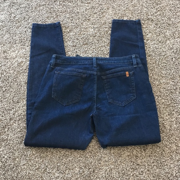 💥💥💥💥CLEARANCE JOE’S DARK SKINNY JEANS!! - Picture 5 of 6